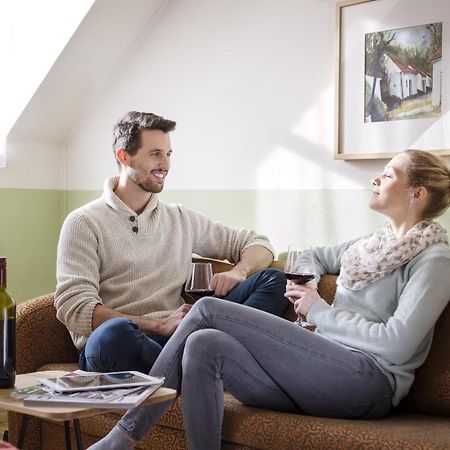 Weingut & Gastezimmer Edelmann Göttlesbrunn 外观 照片