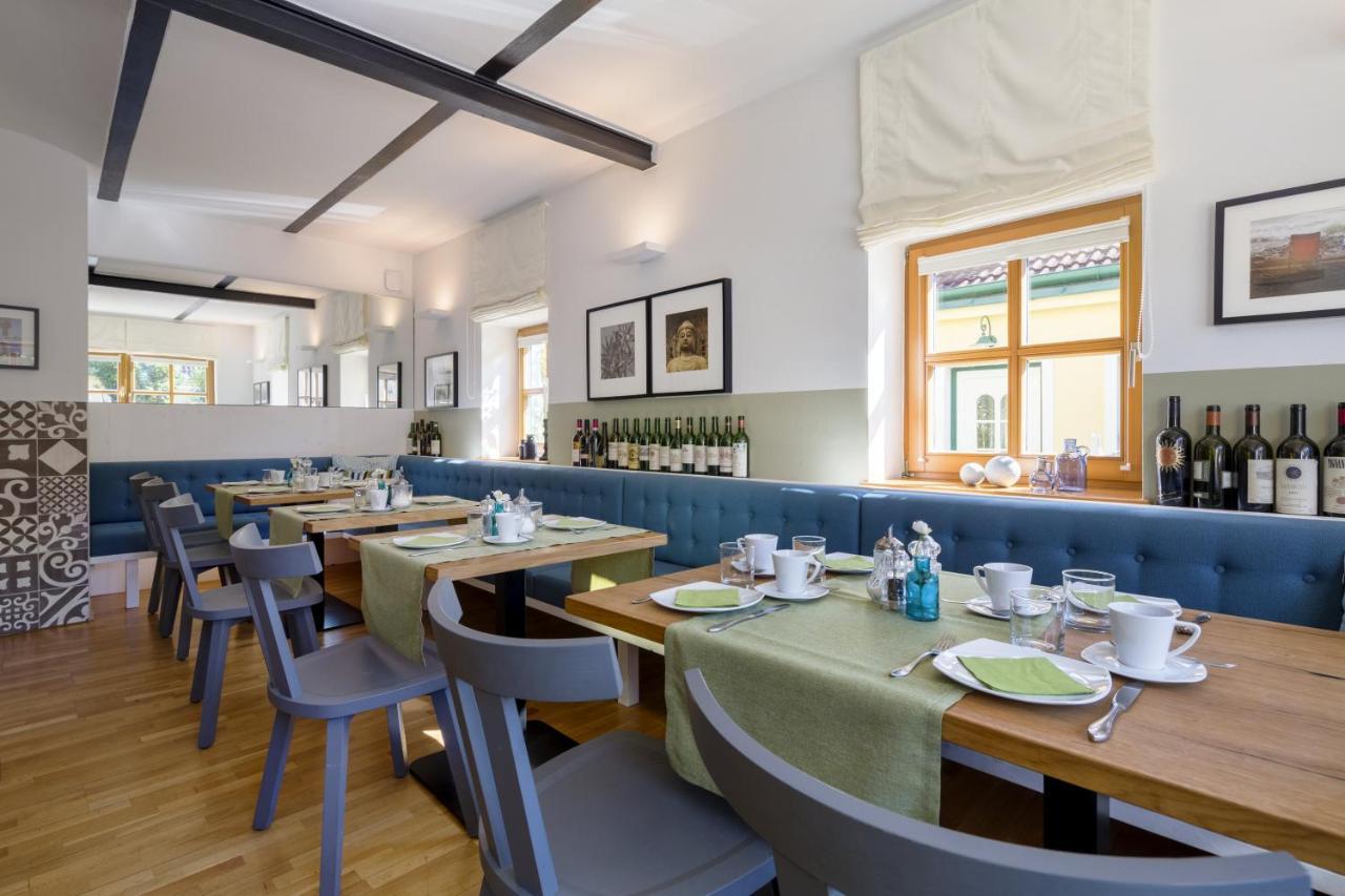 Weingut & Gastezimmer Edelmann Göttlesbrunn 外观 照片